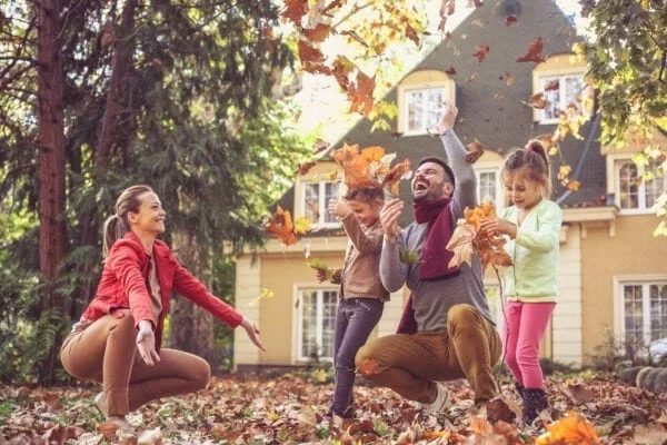 WHAT ARE THE BENEFITS TO MOVING IN THE FALL? 4 REASONS YOUR AUTUMN MOVE IS AN AWESOME CHOICE