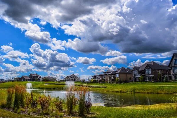 IS LIVING IN CHESTERMERE RIGHT FOR YOU? – 8 COOL TRAITS ABOUT THE PLACE