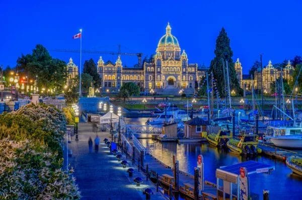 LIVING IN VICTORIA – WHAT YOU NEED TO KNOW