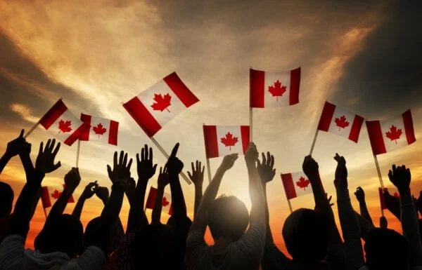 HOW TO BECOME A CANADIAN CITIZEN