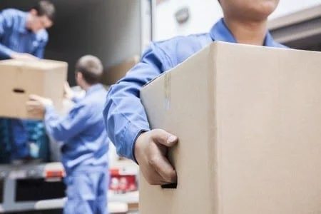 RENTING A TRUCK VS HIRING A MOVING COMPANY